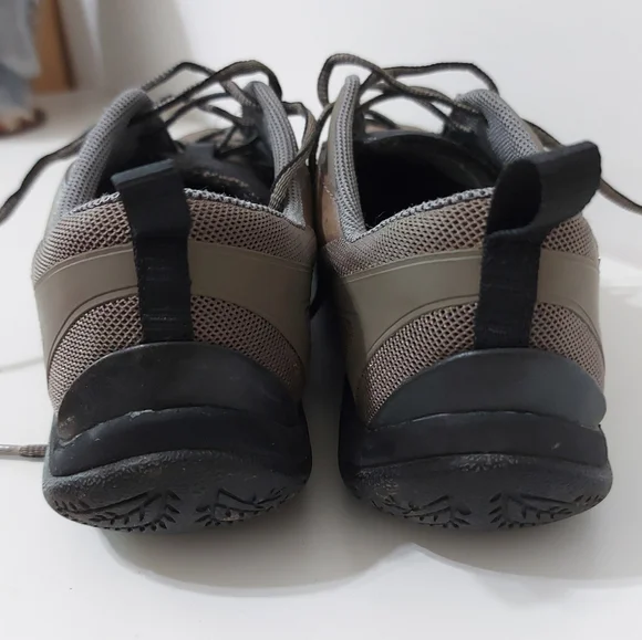 Merrel Shoes - Picture 10 of 11